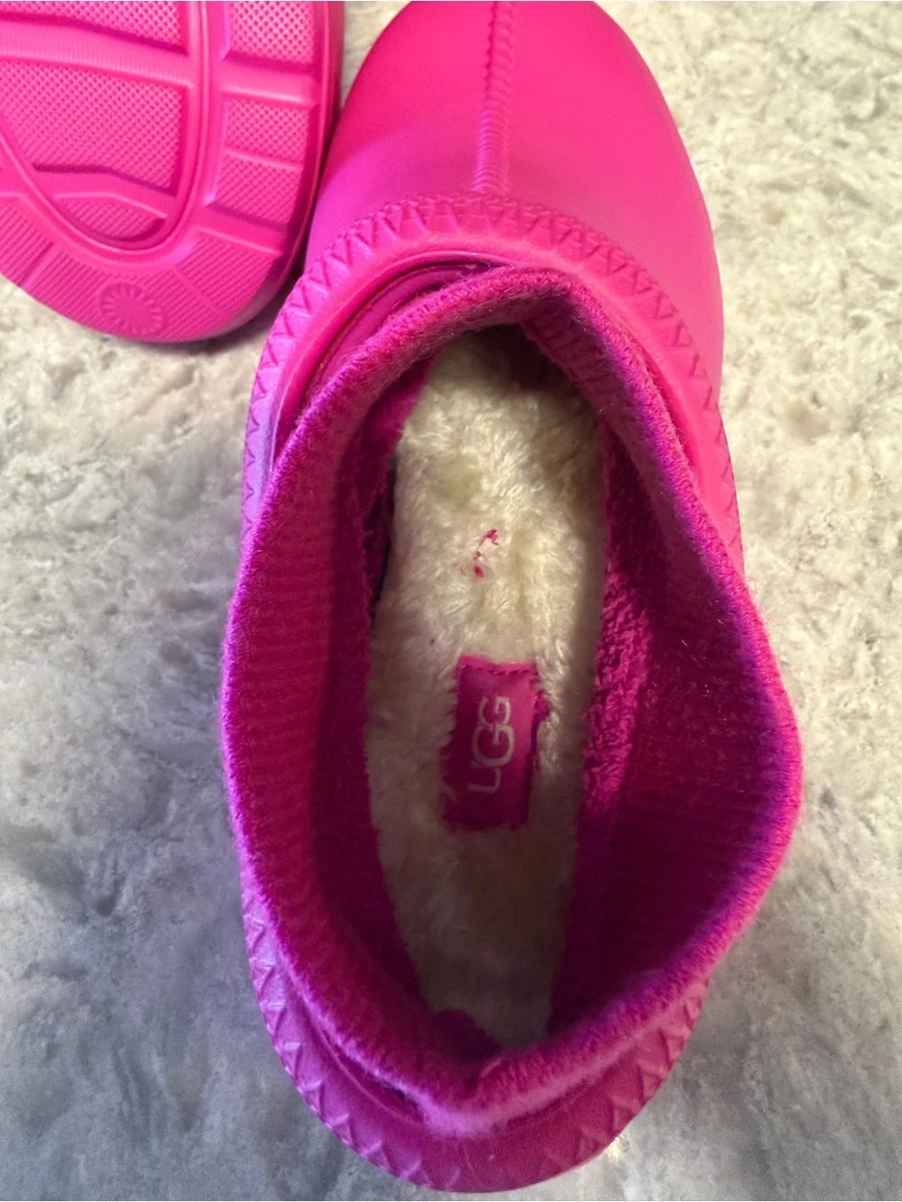 UGG Tasman X Waterproof Clog Boots – Dragon Fruit Pink – Women’s US 7 – NWT